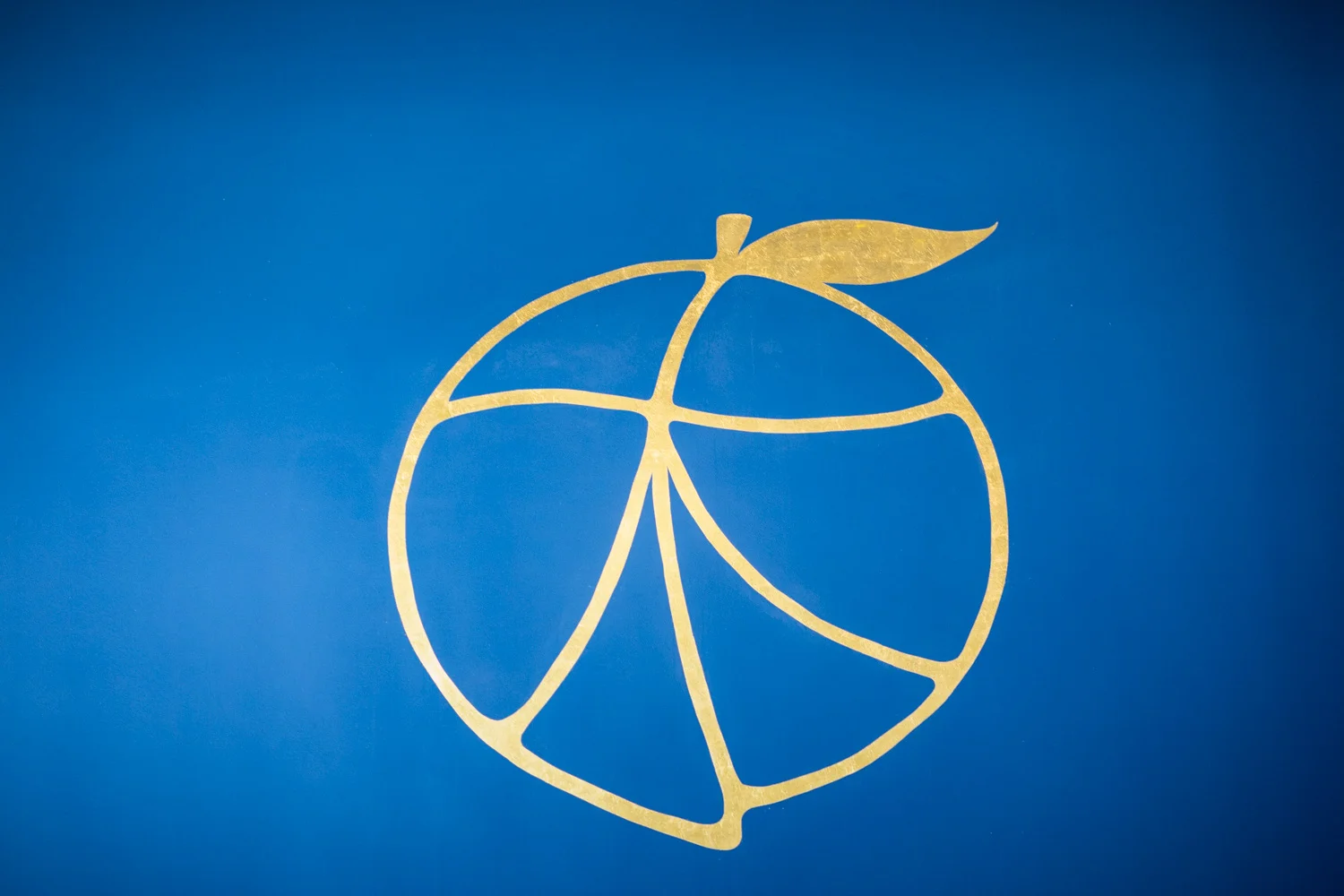 Momonoki’s logo is a nod to the Peach State and a representation of the major highways that are found in Atlanta.