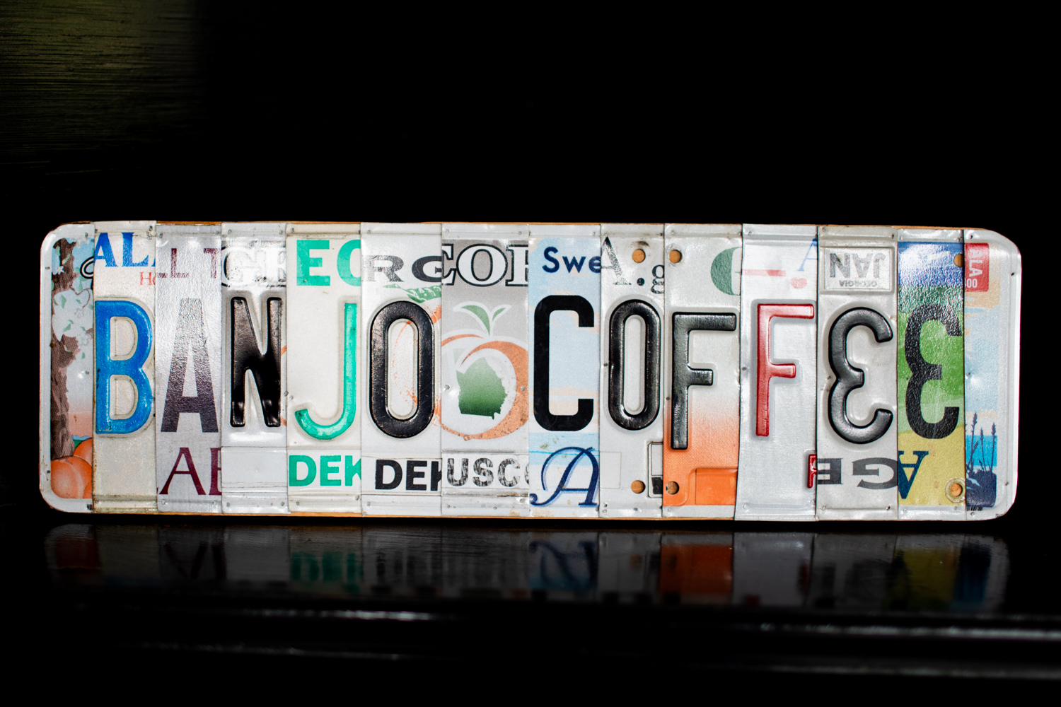 Decorative plating at Banjo Coffee.