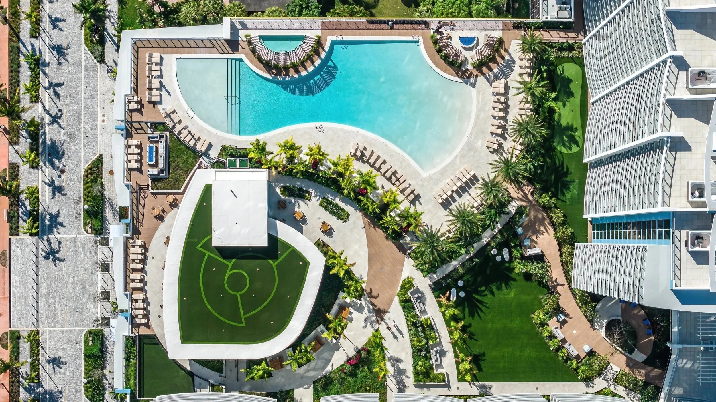 013-220LakeShoreDrive-LakePark-FL-33403-SMALL.jpg