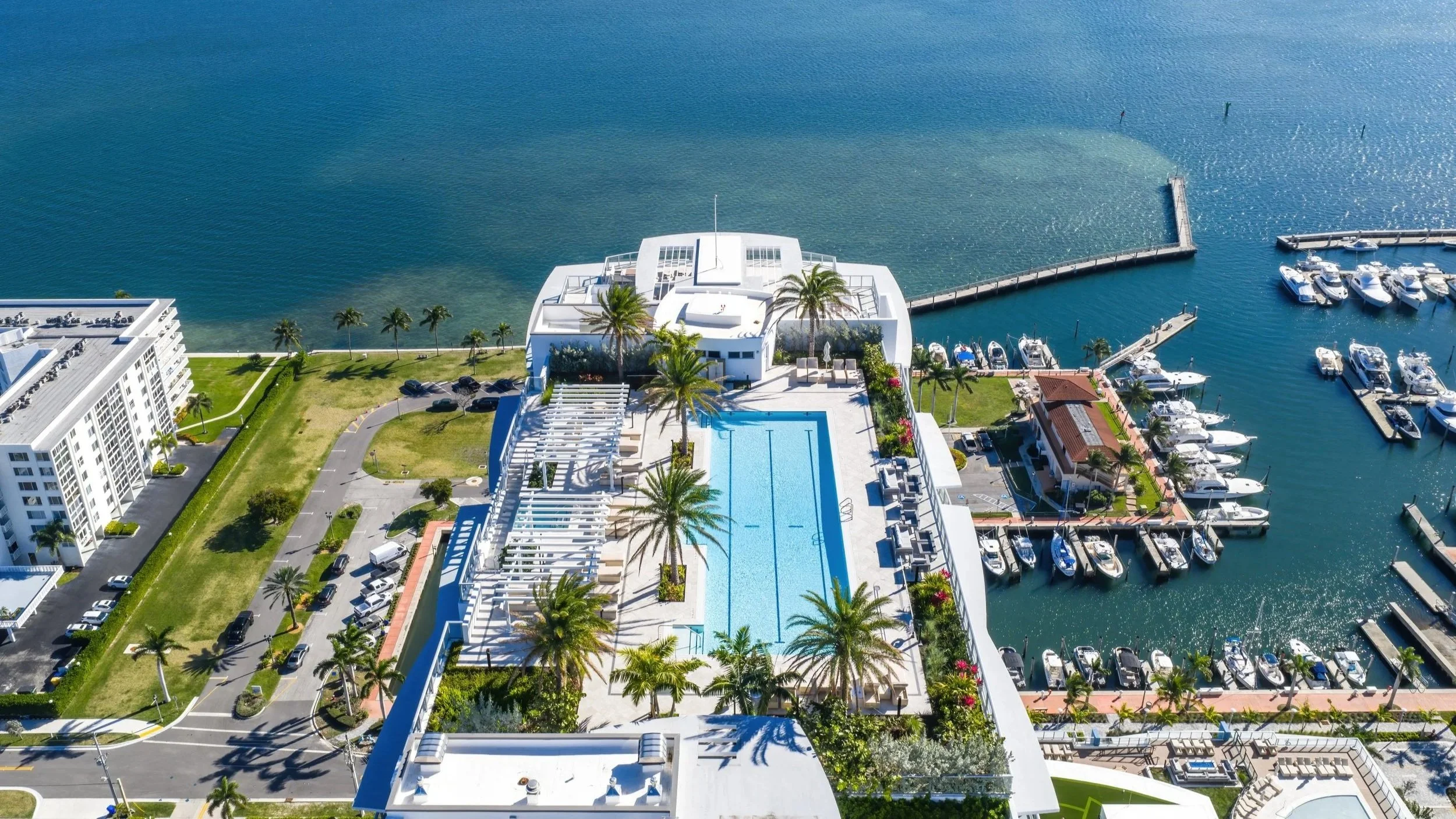 011-220LakeShoreDrive-LakePark-FL-33403-SMALL.jpg