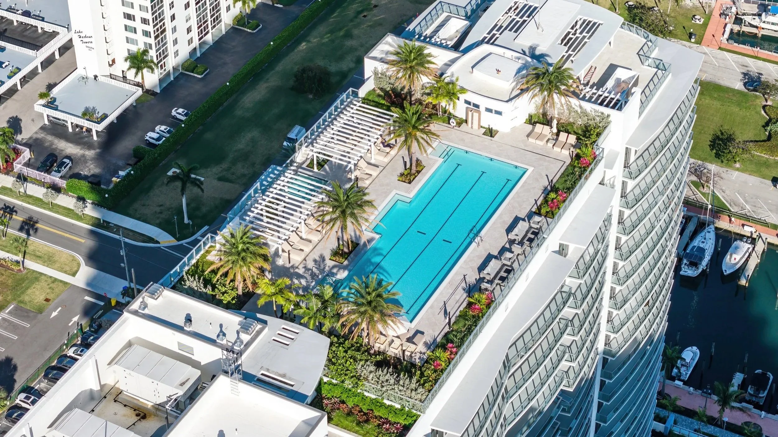 028-220LakeShoreDrive-LakePark-FL-33403-SMALL.jpg