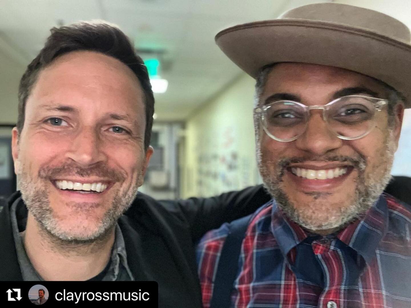 #Repost @clayrossmusic with @use.repost
・・・
🎶 Jammin' at the Mondavi Center 🎶

Had an unforgettable time making music and chatting with the incredibly talented Dom Flemons at the beautiful Mondavi Center, UC Davis! 🎤🎸 Our shared passion for roots