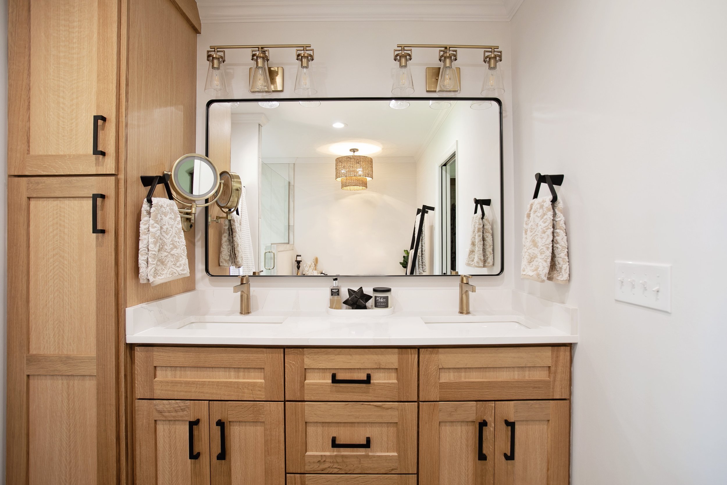 Large Format Luxury Primary Bath Cabinetry