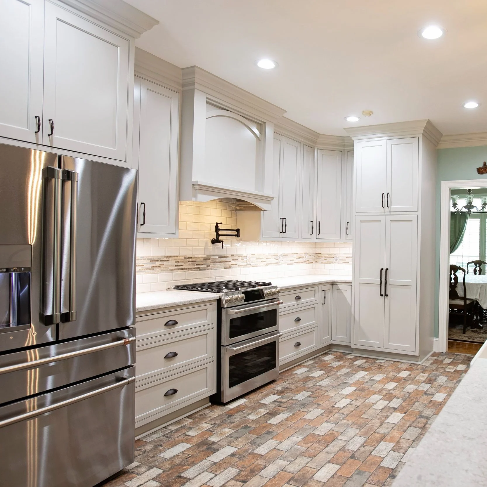 South Gallery Pool Brothers Pool Brothers Kitchen