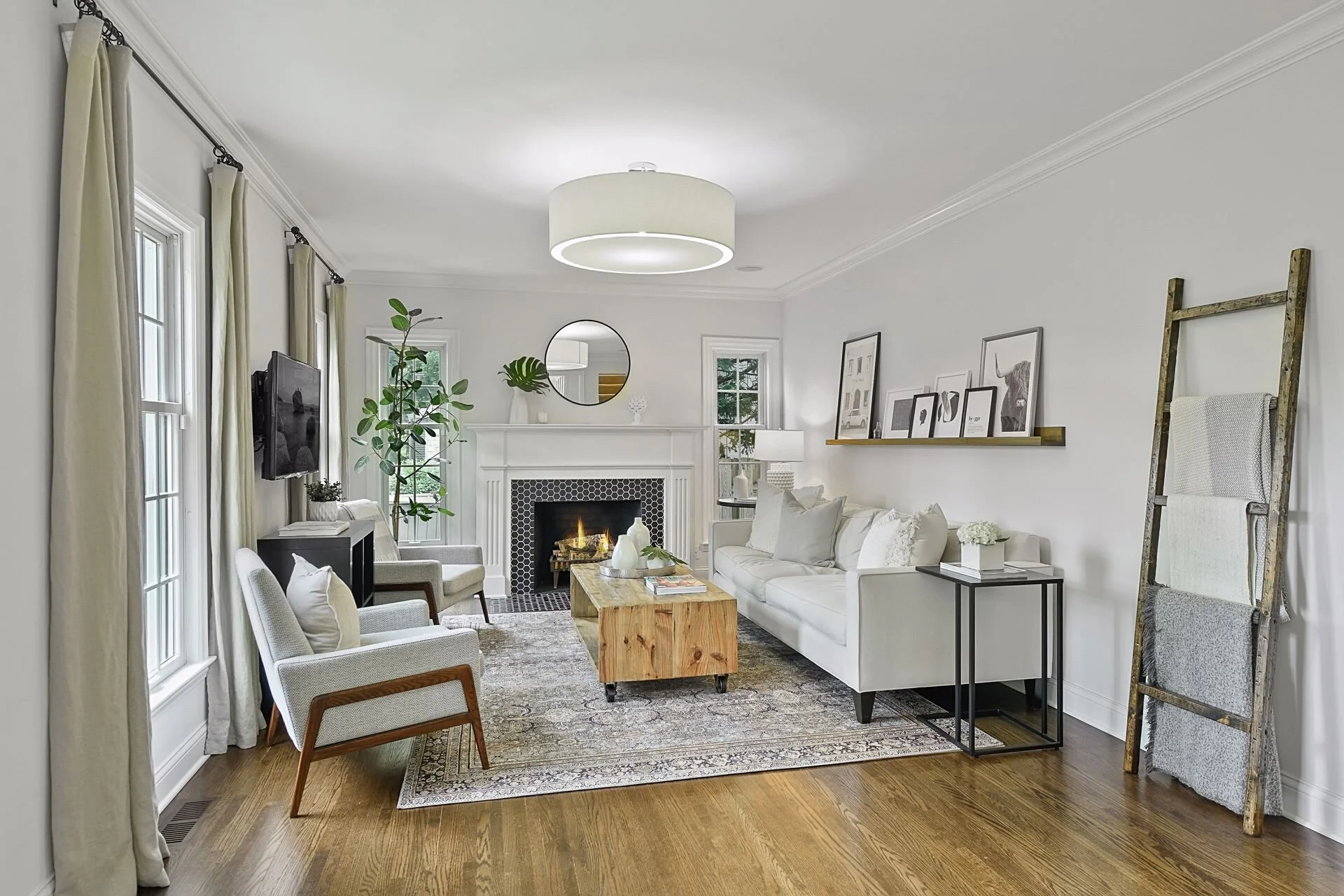 Edina - 5215 Interlachen Blvd. | $569,900