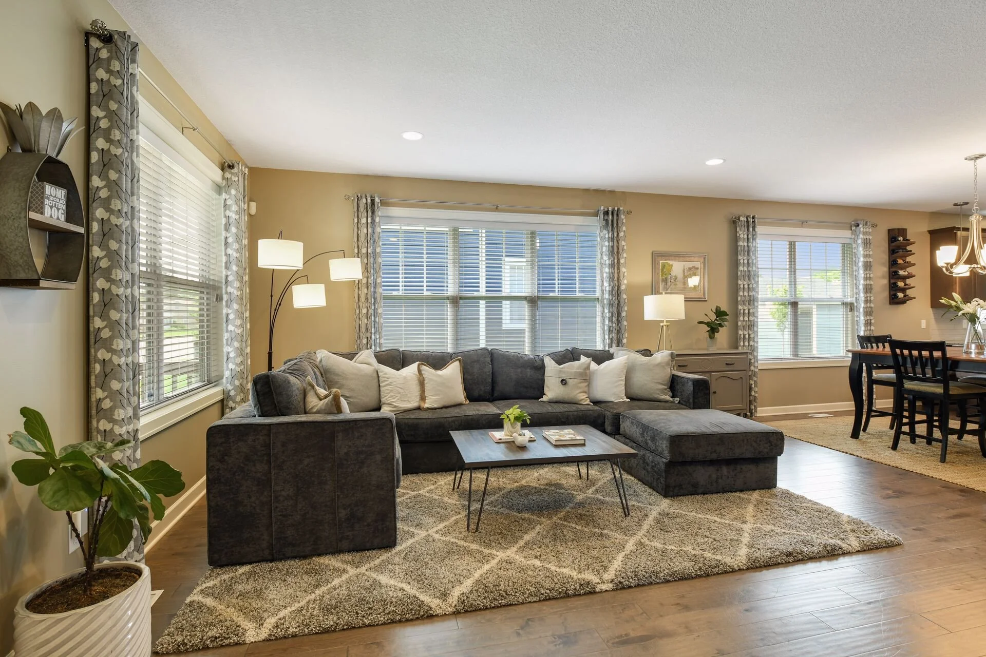 Minneapolis - 4913 Girard Ave. North | $379,900