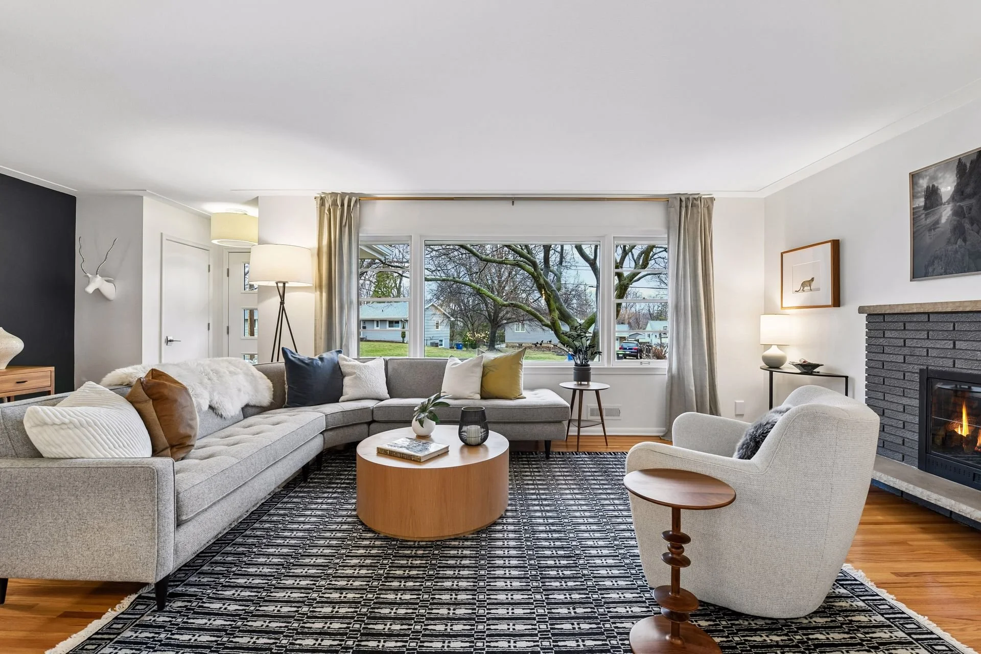 EDINA - 5121 Valley View Road | $899,900