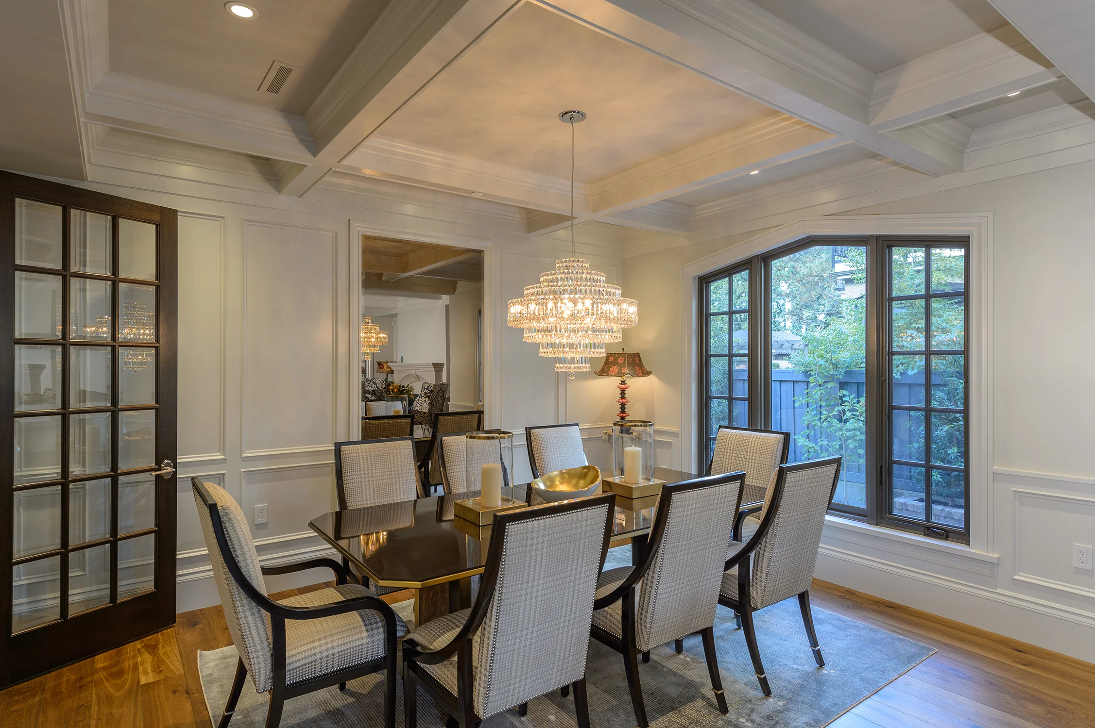 Feature-Projects-Churchill-Dining.jpg