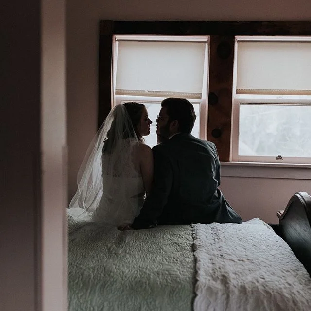 First looks and time with your love before the ceremony is never a bad idea