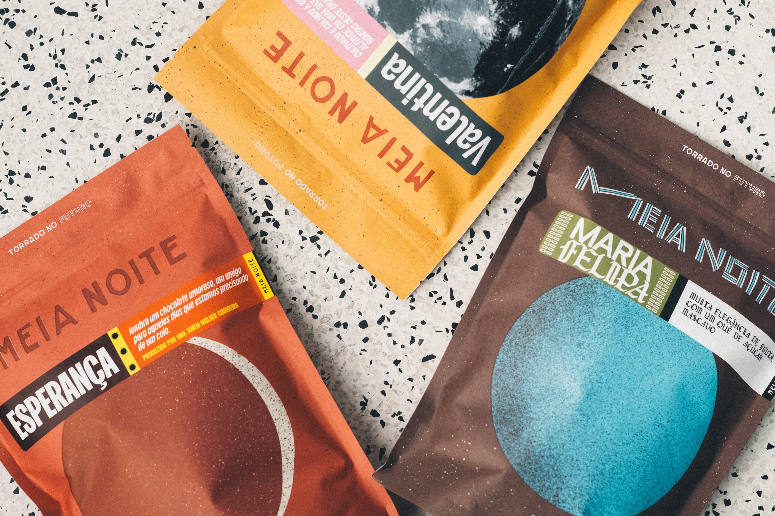 CAFÉS NOVOS, COM NOTAS INCRÍVEIS, QUE CONTAM HISTÓRIAS