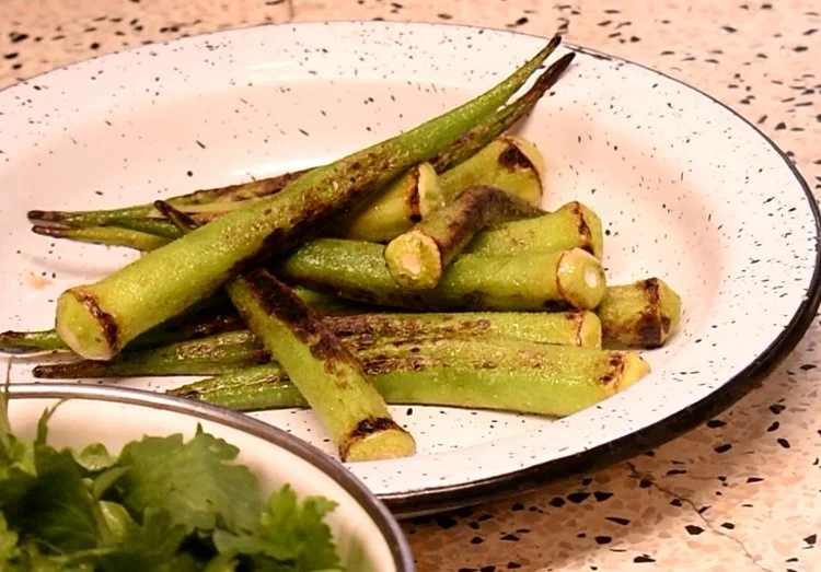 RECEITINHA FÁCIL COM NOSSO MOLHO DE AMENDOIM