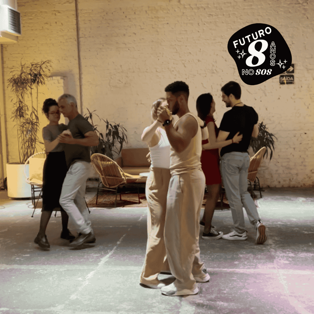 8_Anos_de_Futuro_Refeitorio_Pinheiros_Sao_Paulo (2).png