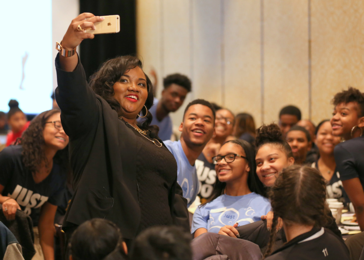 Mimi taking a selfie break during her keynote with students during the Michigan Associations of Student Councils and Honor Societies conference.