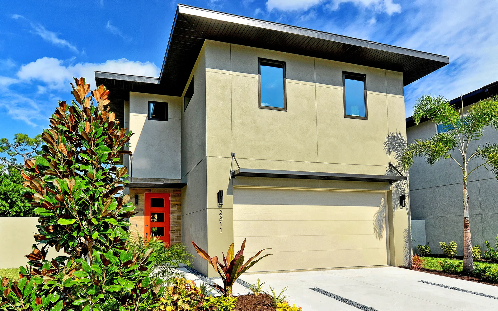 02-(2311 Pine Terrace (60)-edit.jpg
