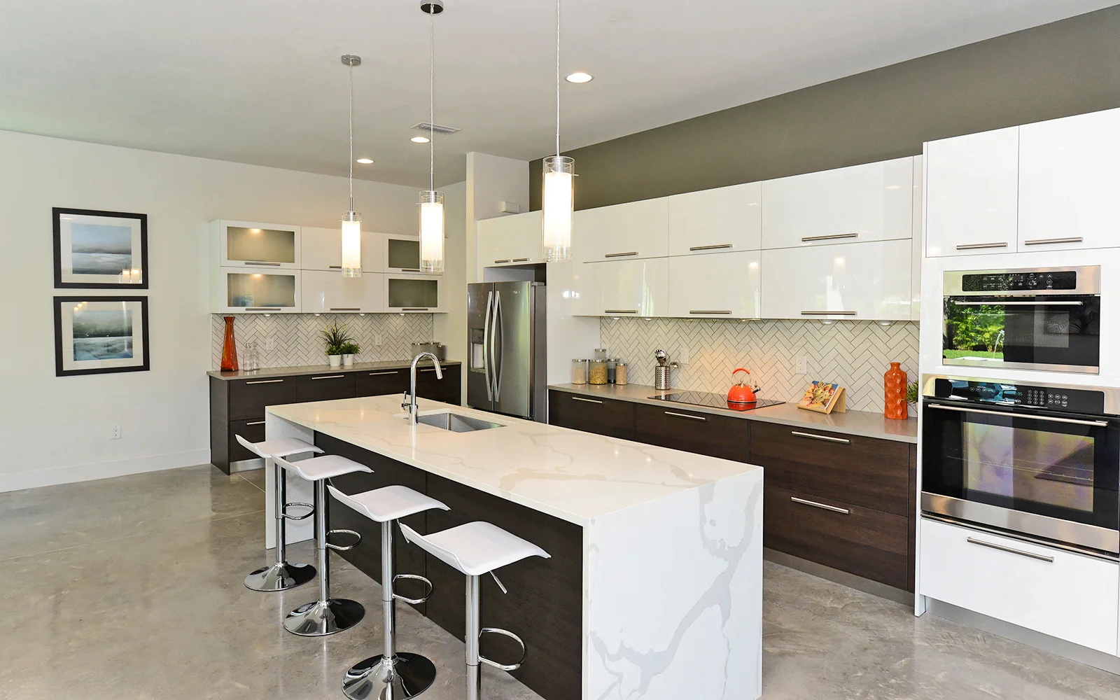 10-(2311 Pine Terrace (17).jpg