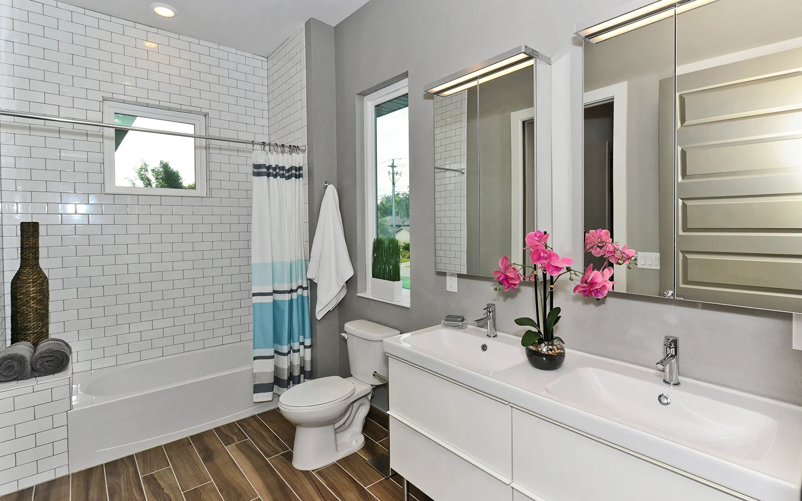 39-(2311 Pine Terrace (43).jpg