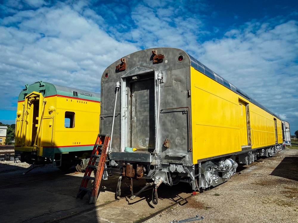 railroad-passenger-car-restoration-contractor-work-5511.jpg