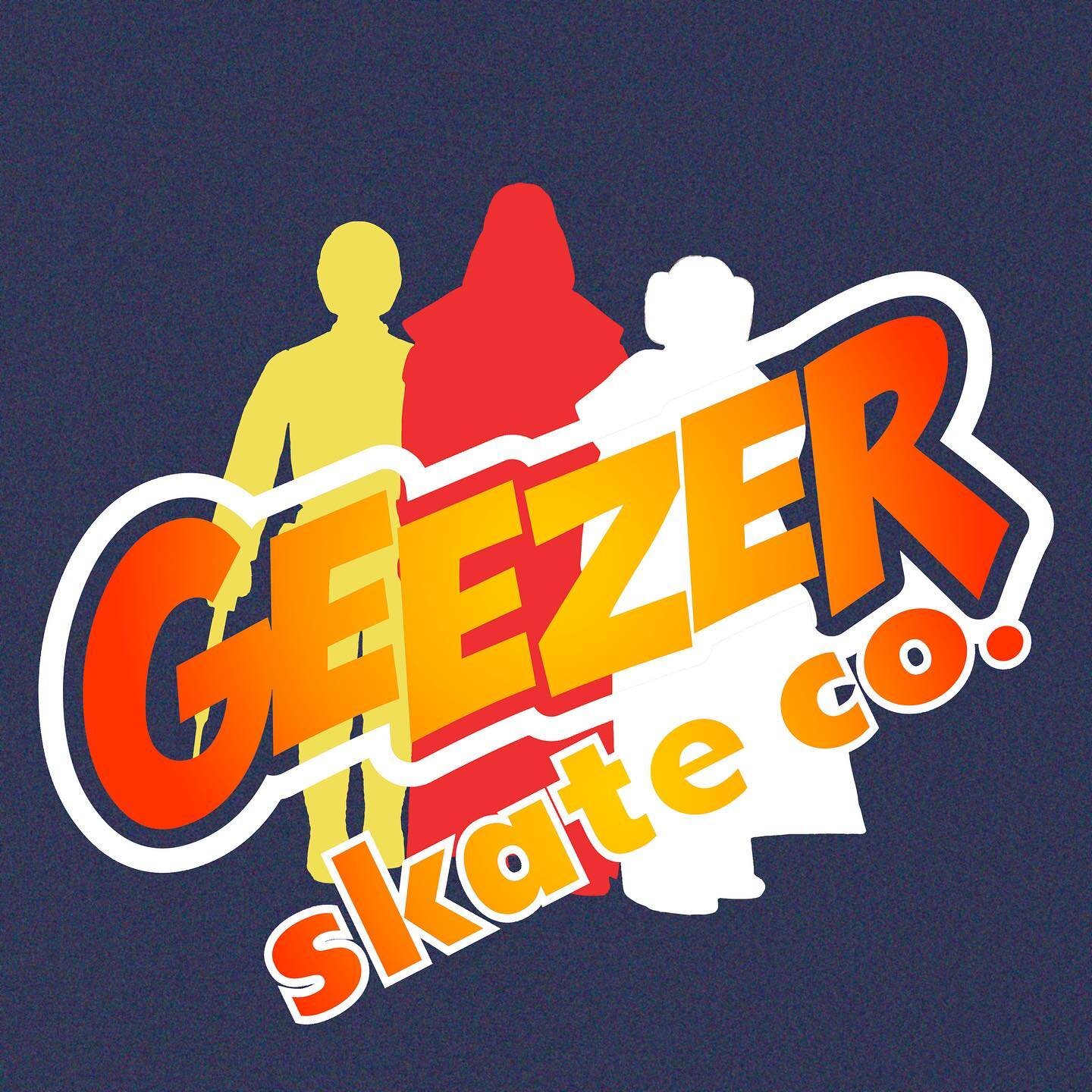 Merry Christmas from geezers old and young! Here&rsquo;s to making memories with family and friends wherever life takes you! Keep skating, stop aging! @zilla.skates @loukrew @shaunteteteeeee @ericjkuhns @txskatesyndicate @_samueljorgen_ @nateseyeview