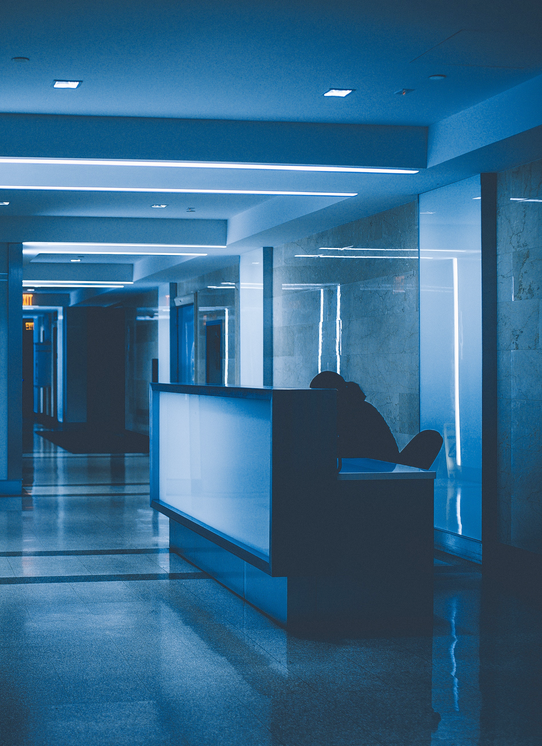 brandon-holmes-199535-unsplash cropped blue copy.png