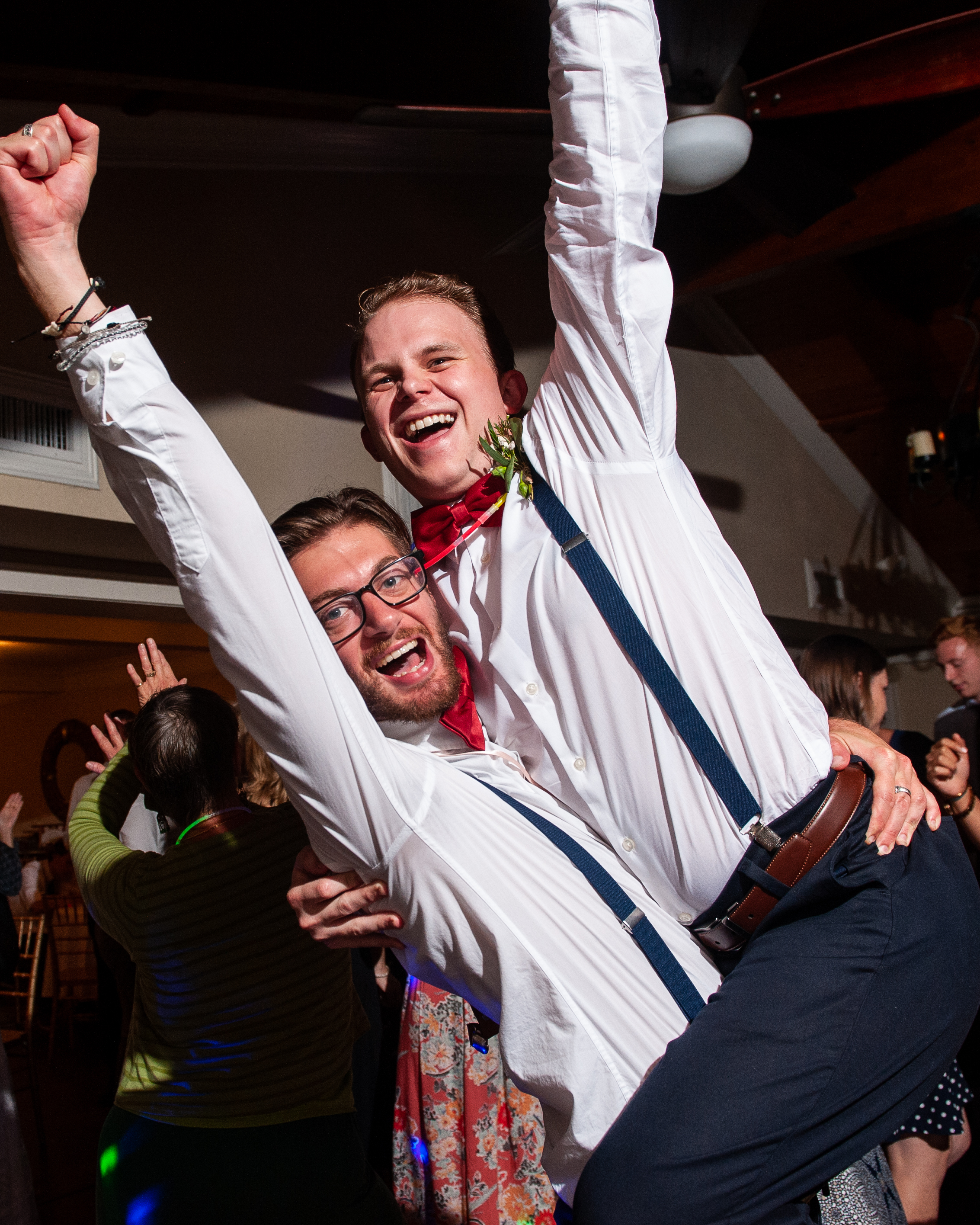 groomsmen gone wild-1.jpg