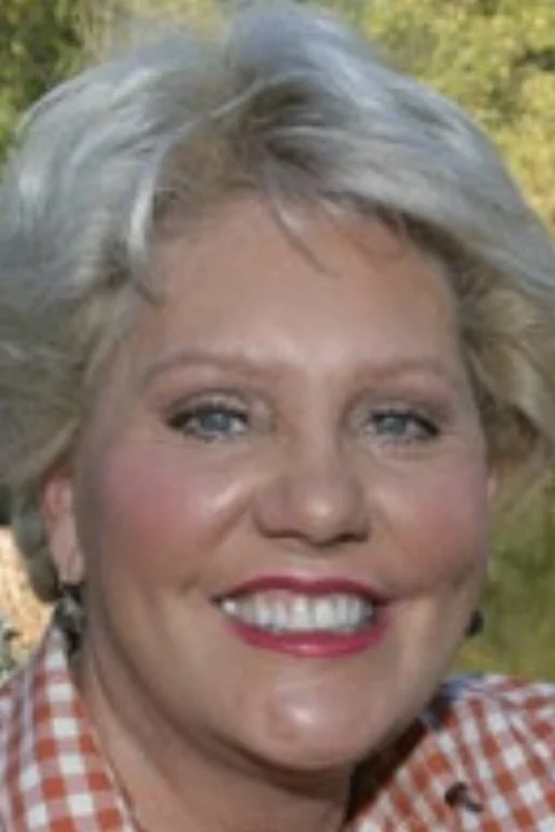Dorothy Salmon Portrait.jpg