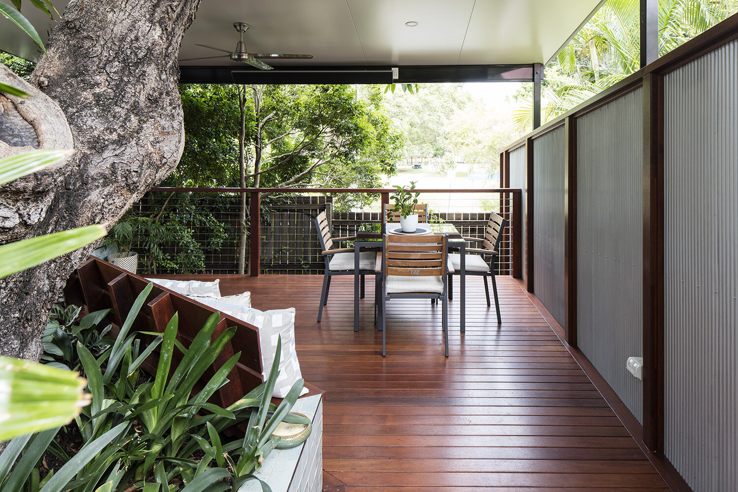 Clem-Carpentry-Brisbane-Fairfield-Outdoor-Deck-Renovation-03.jpg