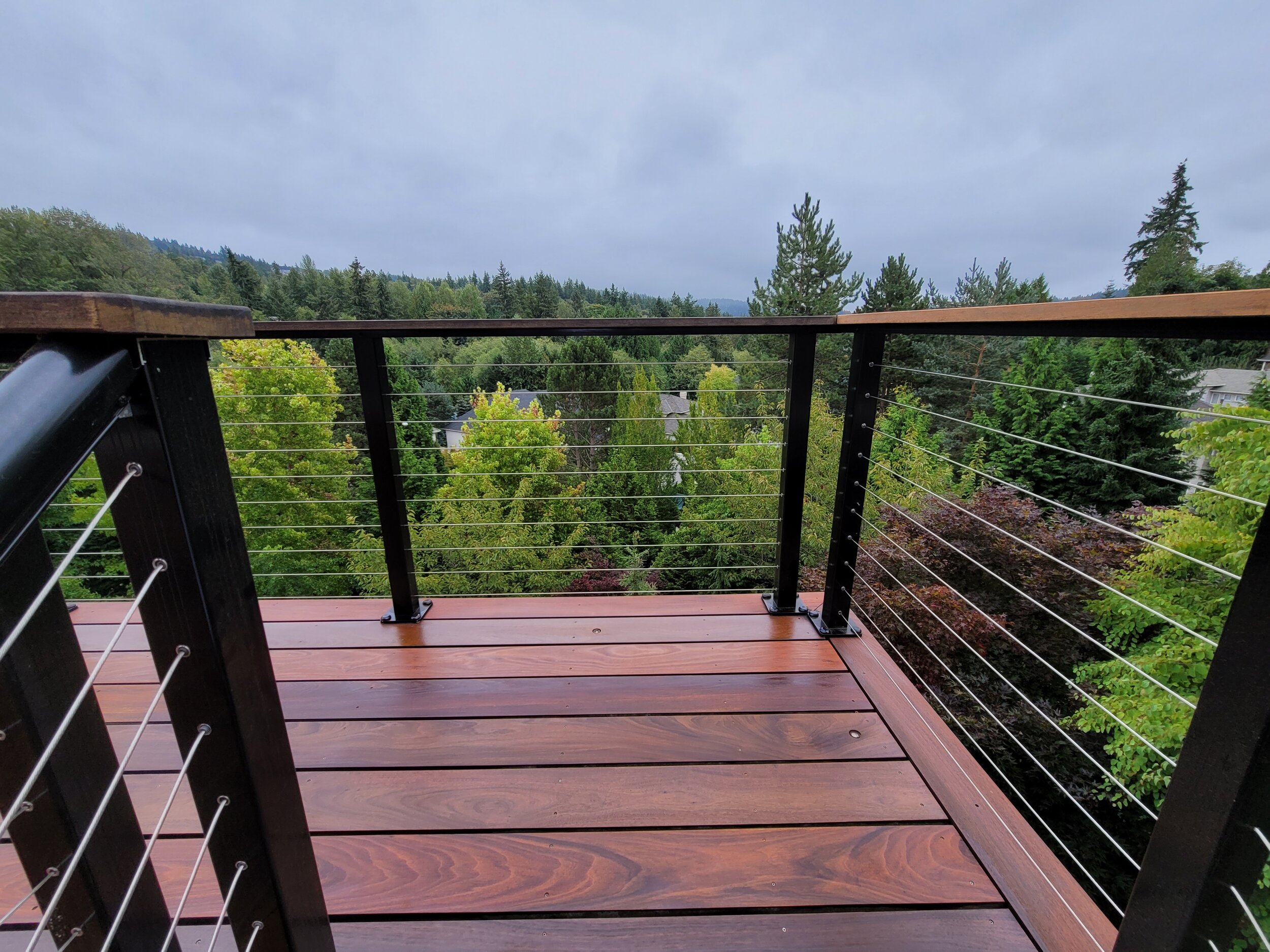 Seattle Deck Staining Services 2.jpg