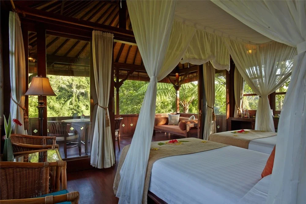 twin room bagus jati.jpg