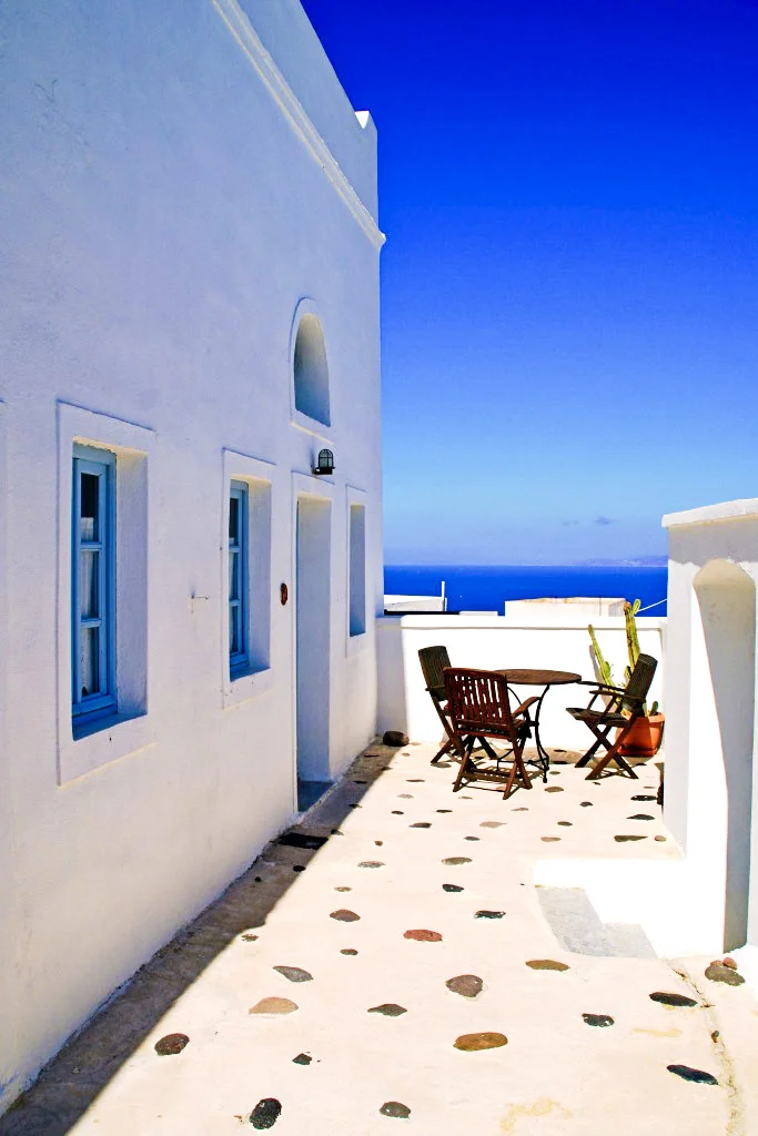 superior-room-aethrio-hotel-entrance-683x1024 (1).jpg