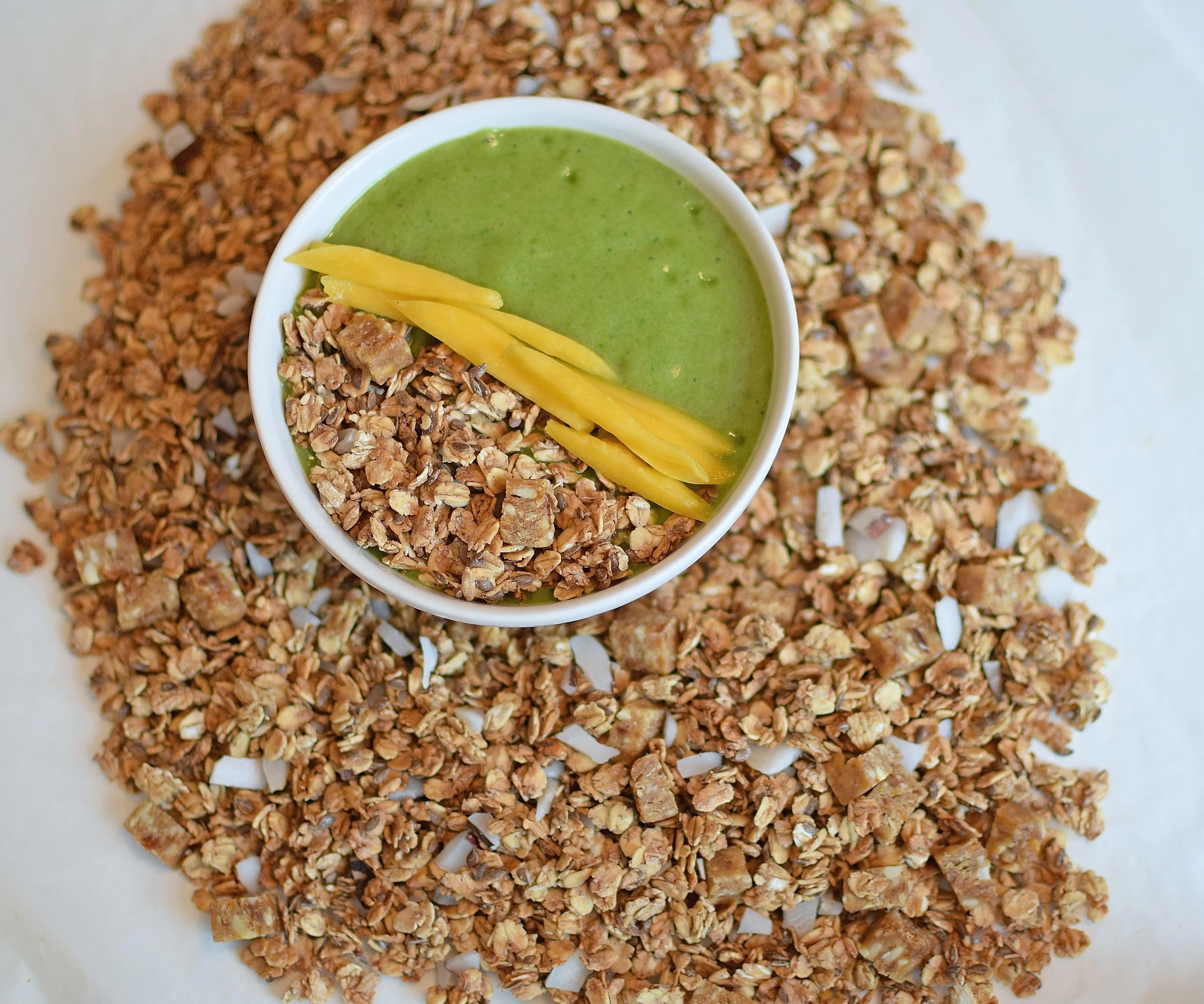 hclf-tropisk-granola.jpg