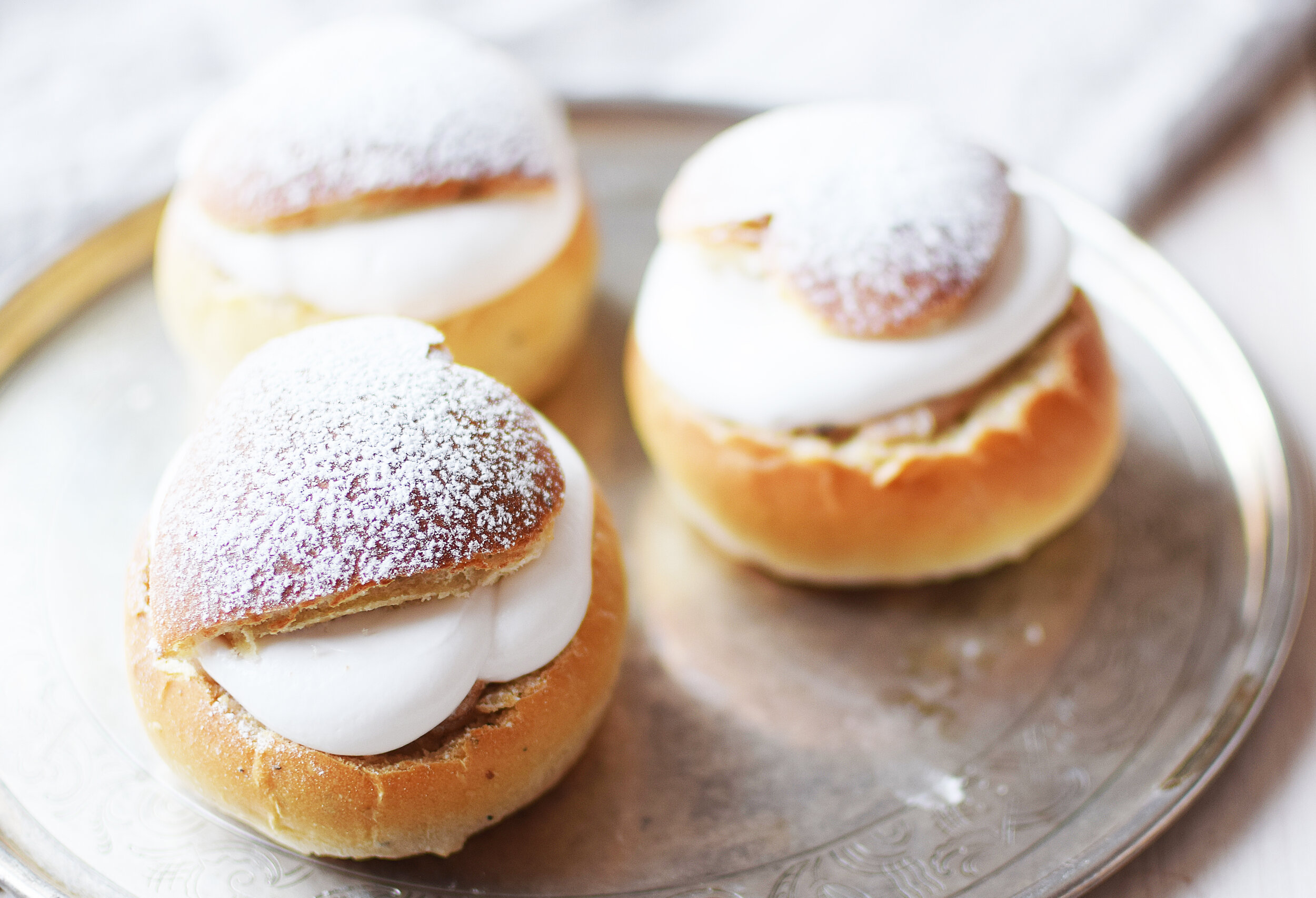 vegansk-mandelmassa-semlor.jpg