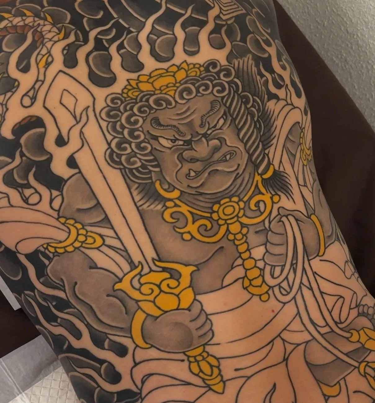 Japanese Fudomyou backpiece in progress. 

Work done by @hirotattooer

Check 👇🏻👇🏻
Toyohashi @company_japan 
Okinawa @momoyama.tattoo

Looking for Japanese books? 
Check @bakezoribooks

Wizard Tattoo Supply
@wizardtsltd

#company_japan  #hiroidm #