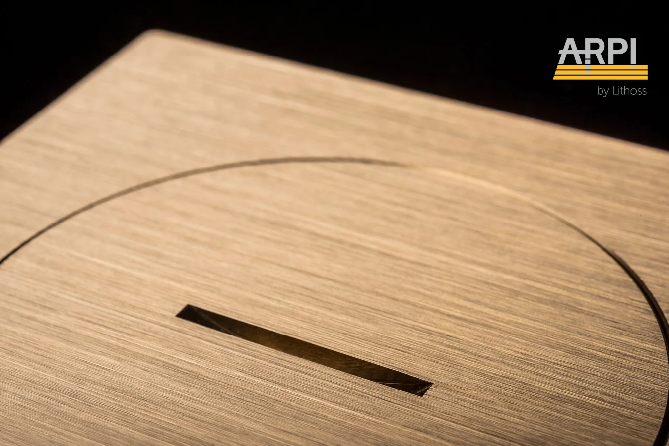 ARPI_IP66_Brushed_Brass_detail_V1_preview.jpg