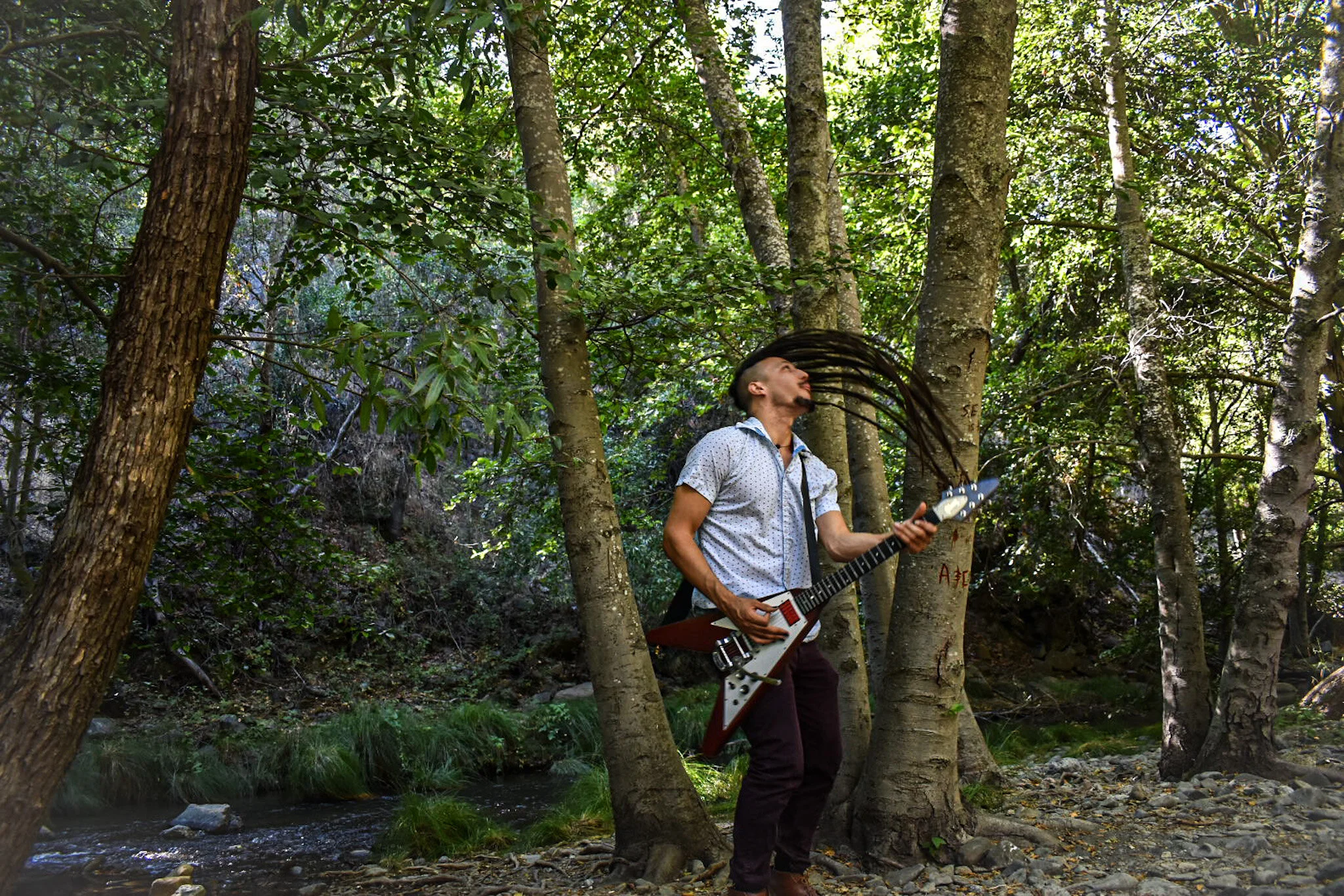 Speak Truth, Play Freely. Songwriting Guitar Lessons