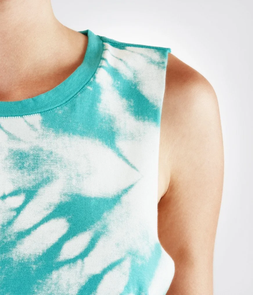 711246-adorn-open-back-crop-light-jade-print-1177_5.jpg