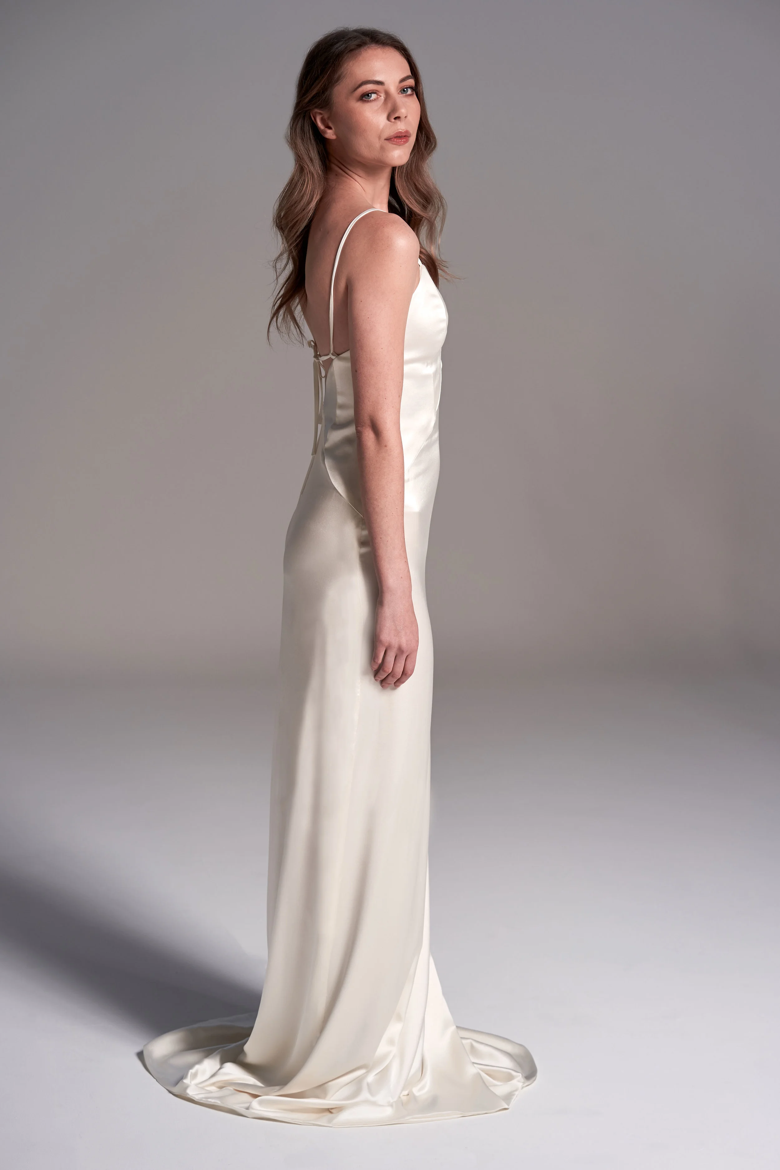 SB_19_556576_AVA_REED_SILK_DEEP_V_GOWN_01 .jpg