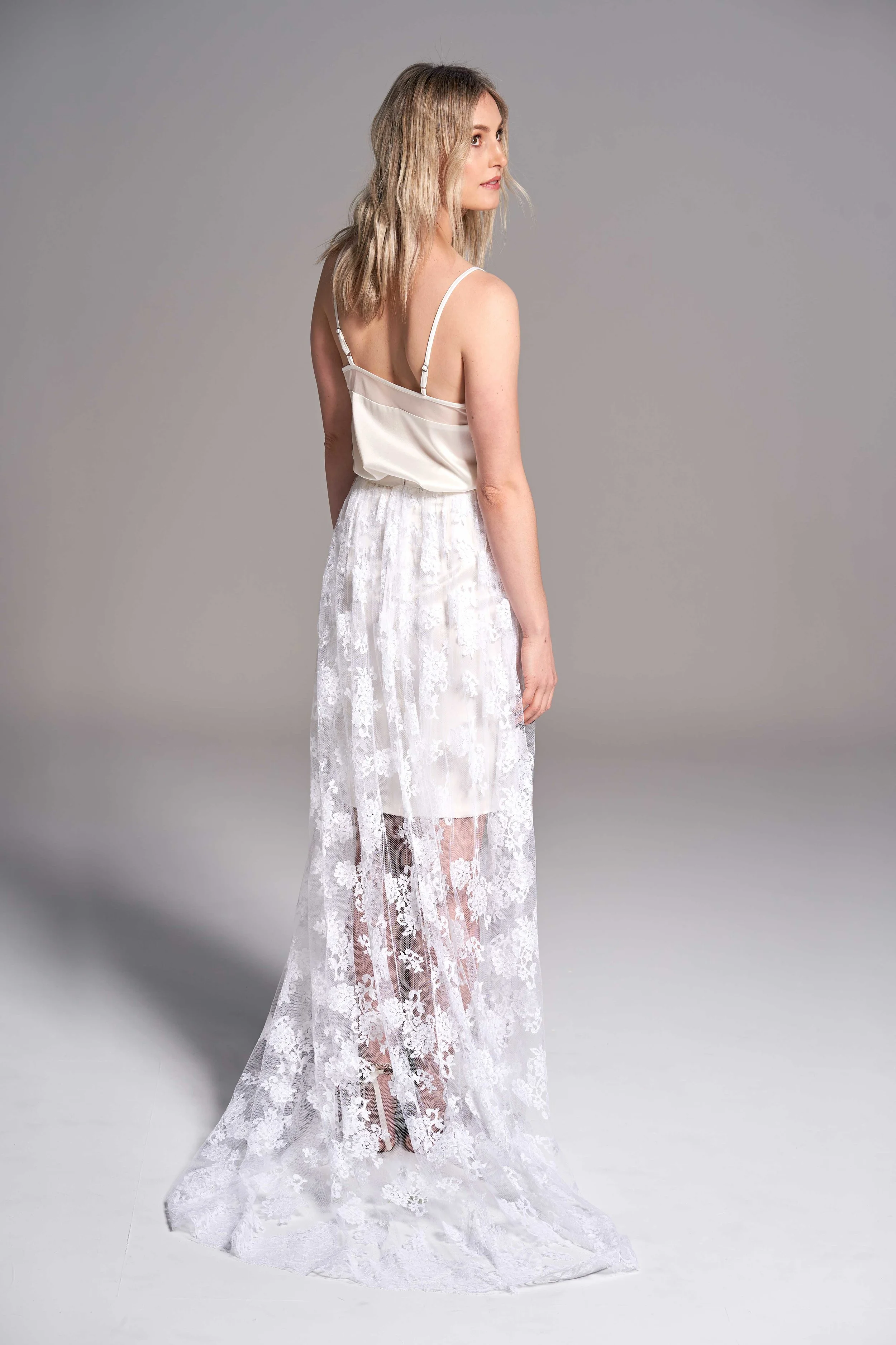 SB_19_556582_DELLIA_LACE_OVER_SKIRT_OUTFIT_08.jpg