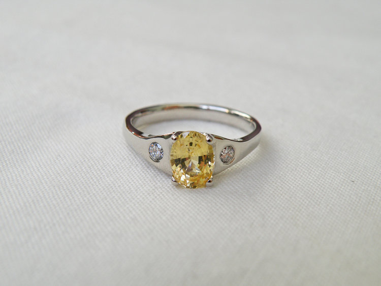 simple-delicate-vermont-engagement-rings.jpg