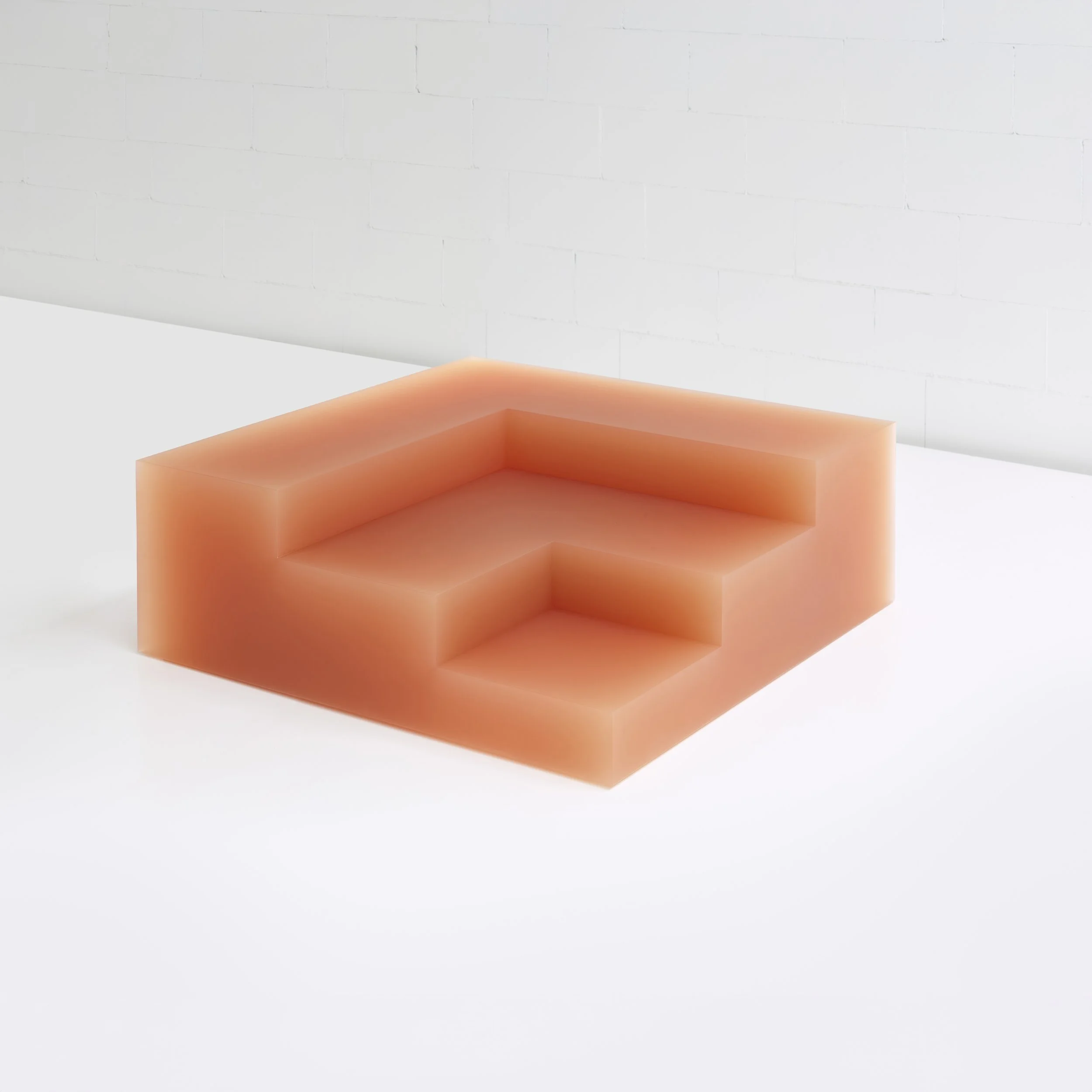 2005 NikoKoronis_CubeConsole_75745.jpg