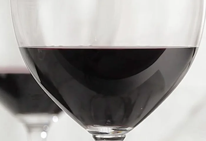 4.DefinePriorat_Glass.jpg