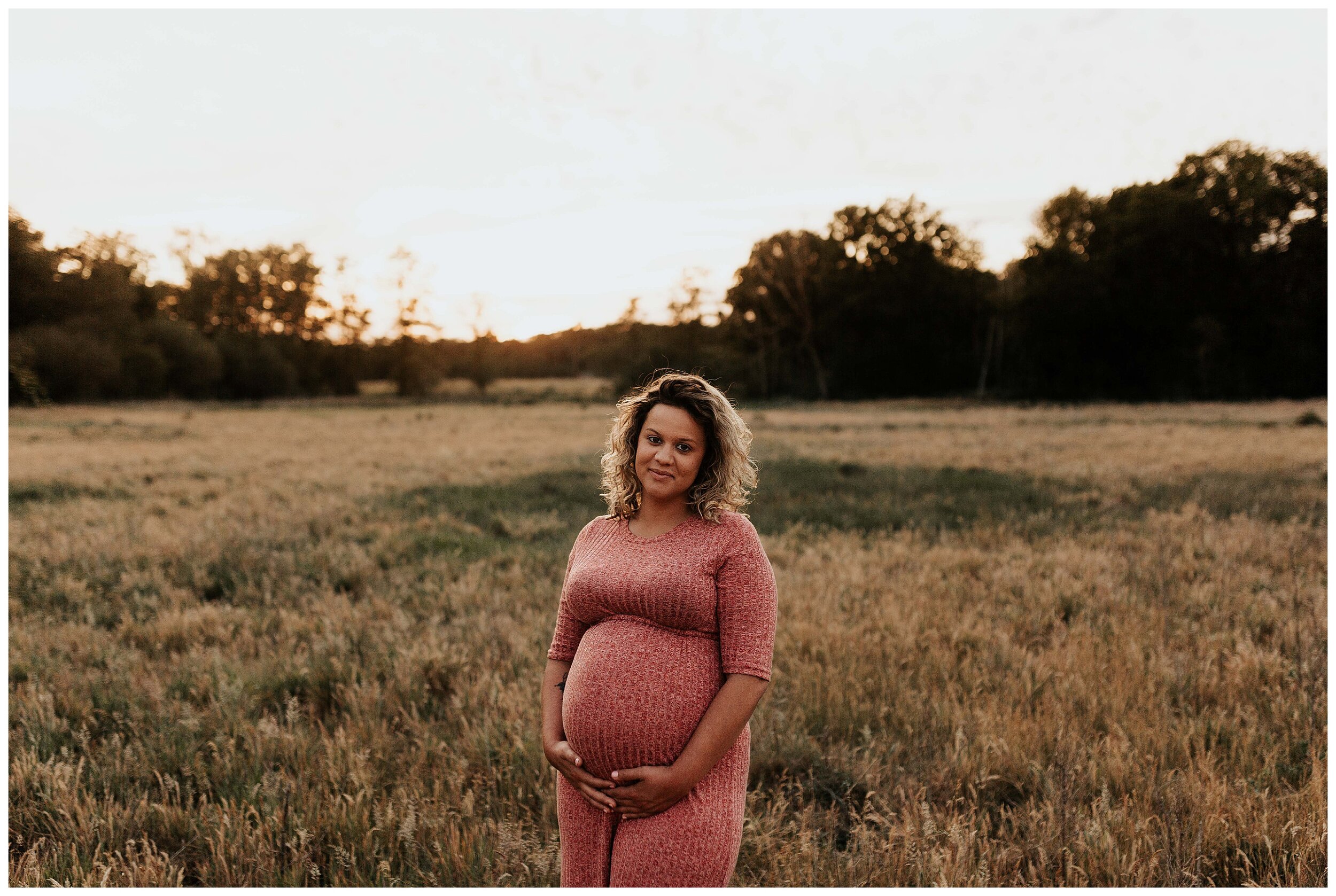 zwangerschapsfotografie-zwangerschapsshoot-zwangerschapsaankondiging-lisahelsenphotography-herentals-westerlo-herselt-kempen-vlaanderen_0006.jpg