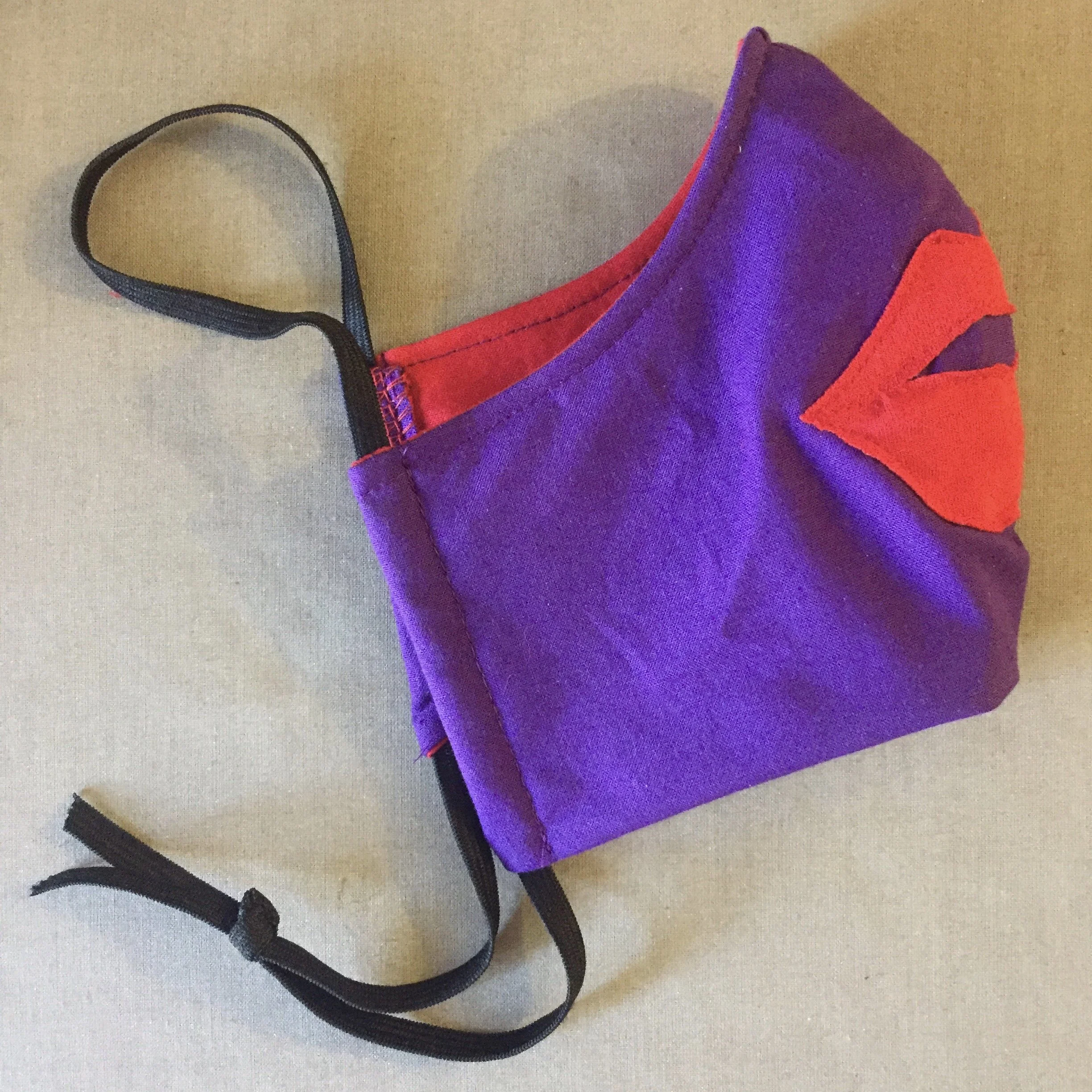 Fancy Pony Land hot lips mask