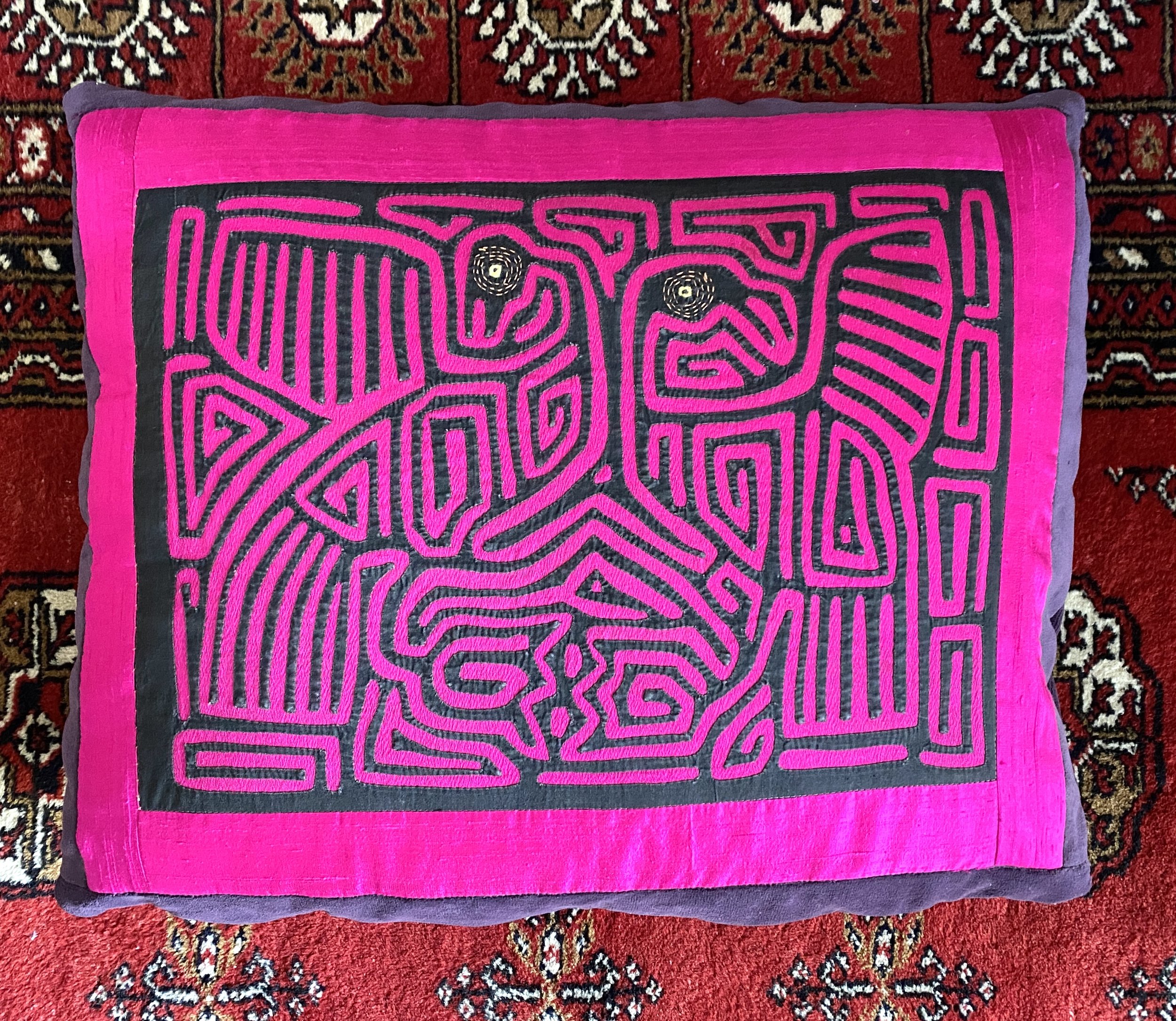 pink maze mola