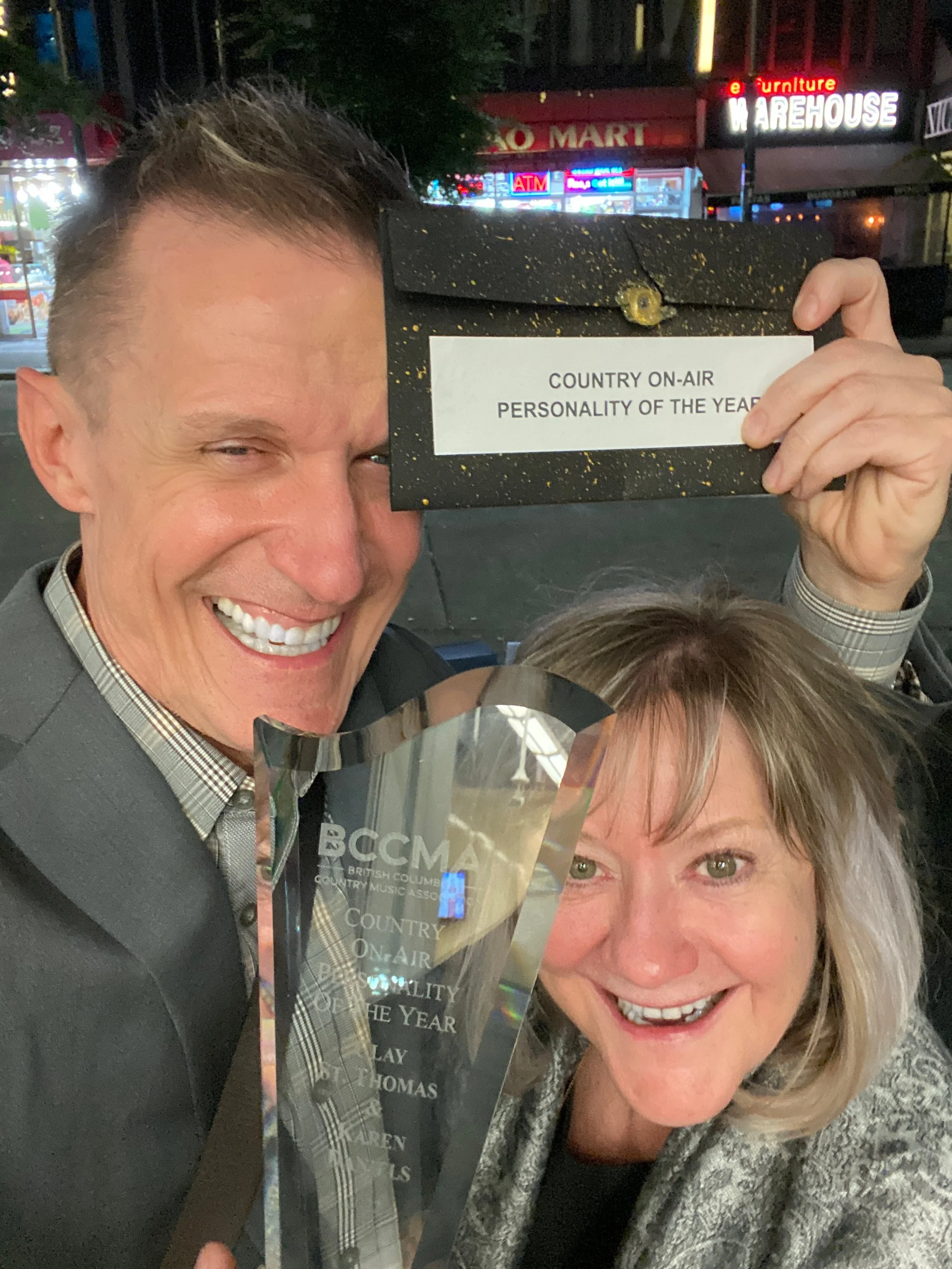 Clay winning best On Air Personality of the Year.JPG