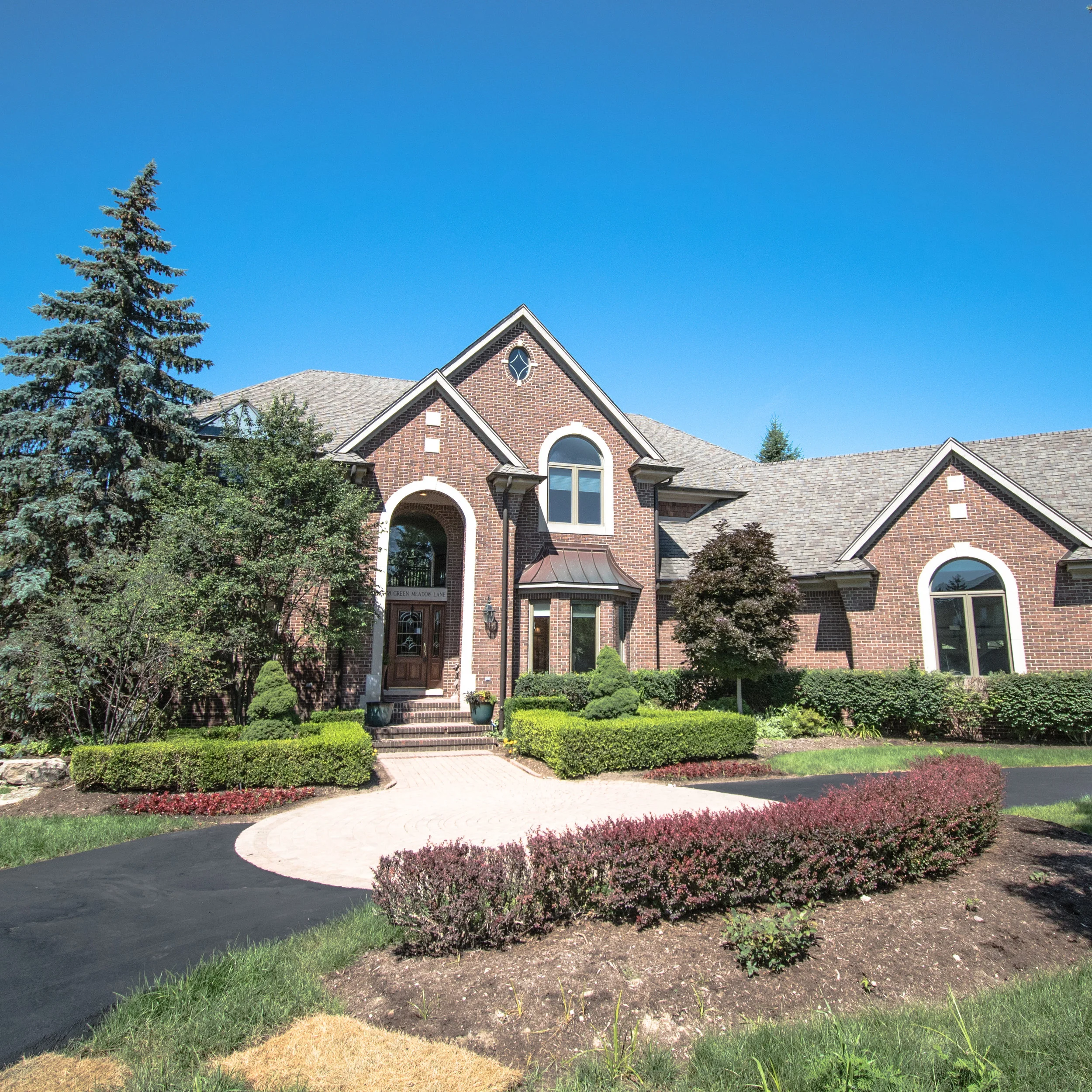 The Linda Rea Team Main site