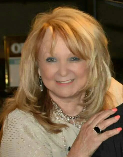 Nesting into a Neighborhood