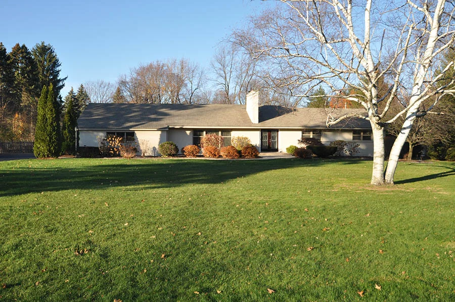 Let the Linda Rea Team Help You ReNest