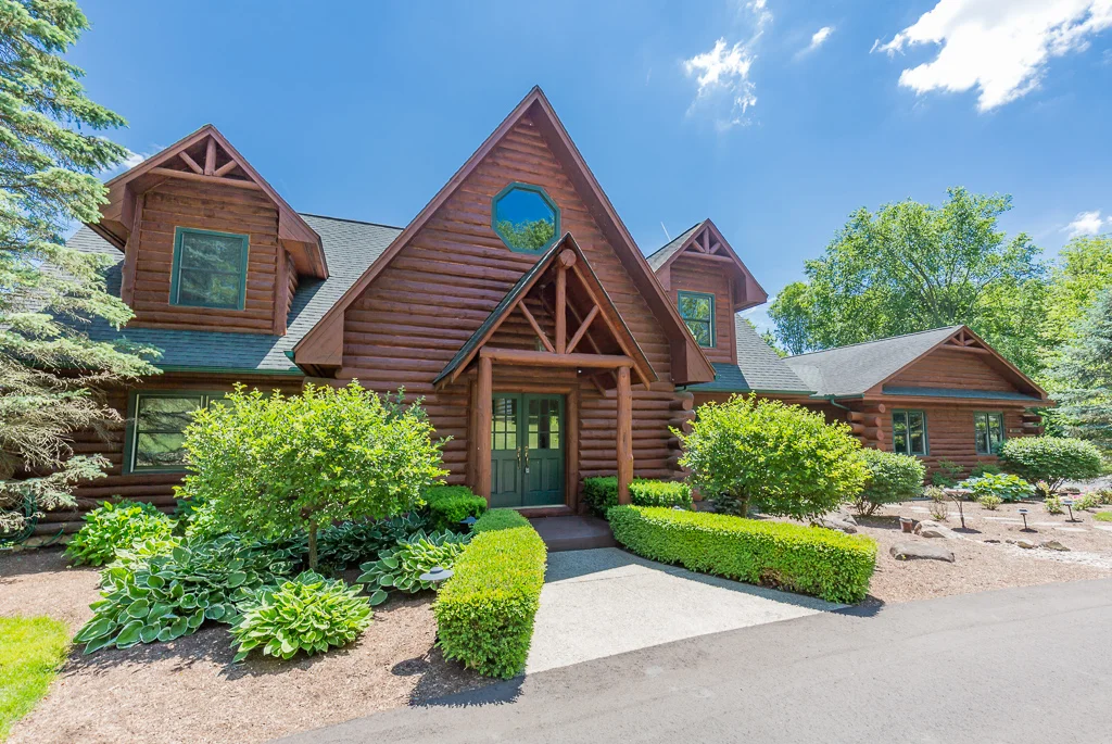 Log Dream Home Made Reality!