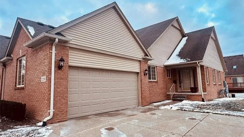 OPEN HOUSE: 52210 Gabriella Ln #39, Macomb, MI 48042