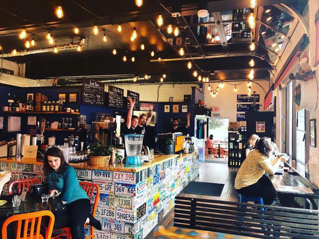 Lucky’s Cafe in Lebanon, NH | Photo: Susan Apel